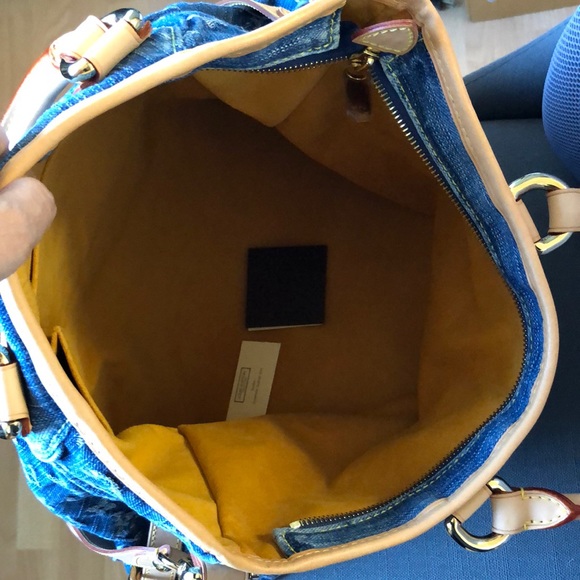 Louis Vuitton Blue Monogram Crossbody Bag - Picture 14 of 15